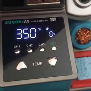 Продам паяльную станцию Sugon A9