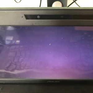 Asus G73 - LCD light on